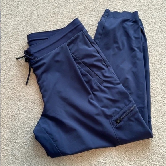 Athleta Venture Pants Navy. 10p - Picture 3 of 3